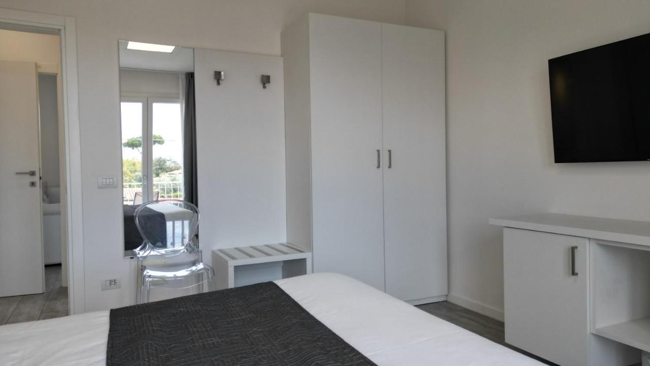La Brise Hotel Marina di Pietrasanta Kültér fotó