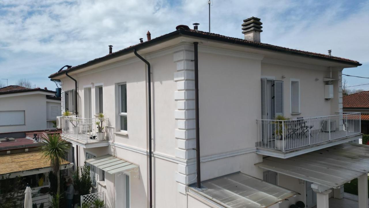 La Brise Hotel Marina di Pietrasanta Kültér fotó