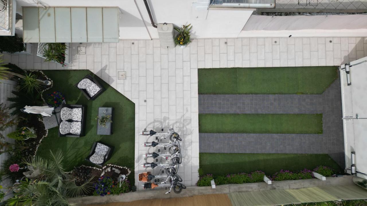La Brise Hotel Marina di Pietrasanta Kültér fotó