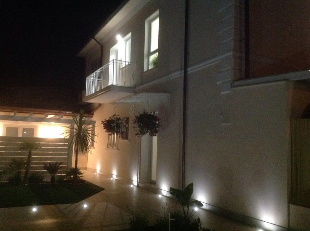 La Brise Hotel Marina di Pietrasanta Kültér fotó